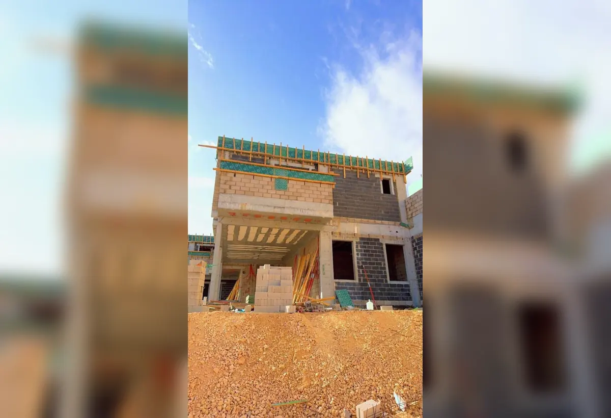 بناء دور وملحق علوي